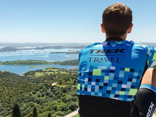 Guiding looking on the lake and Spanish border in Portugal