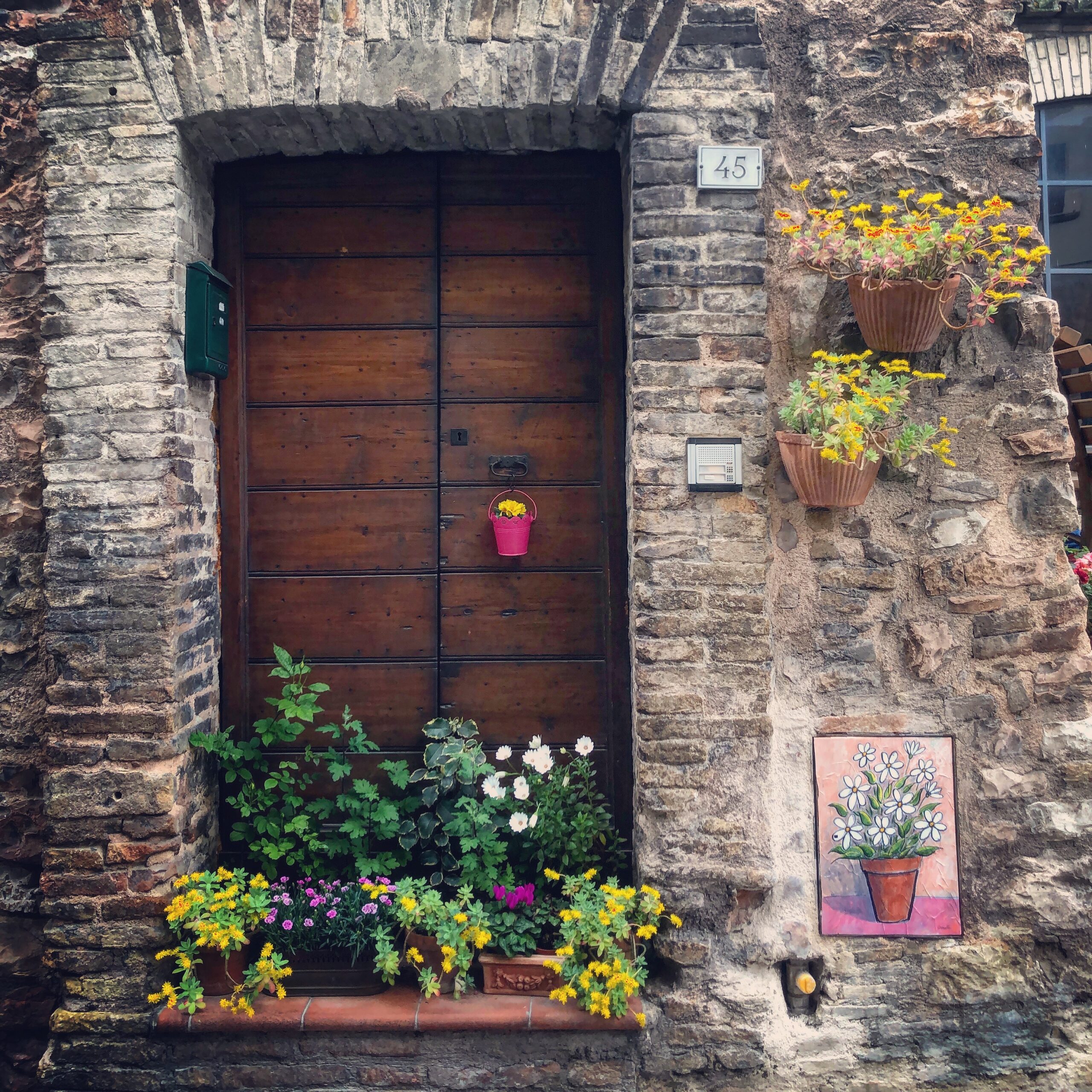 Spello, the flower-filled Italian town