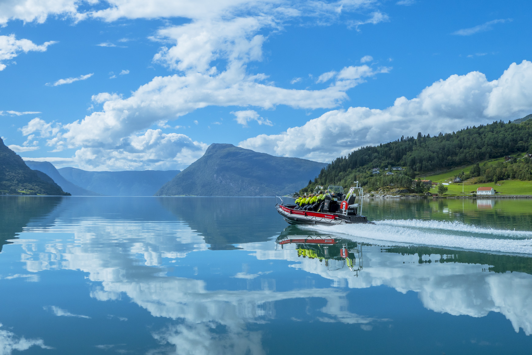 NO:RIB boayt adventure across the fjord