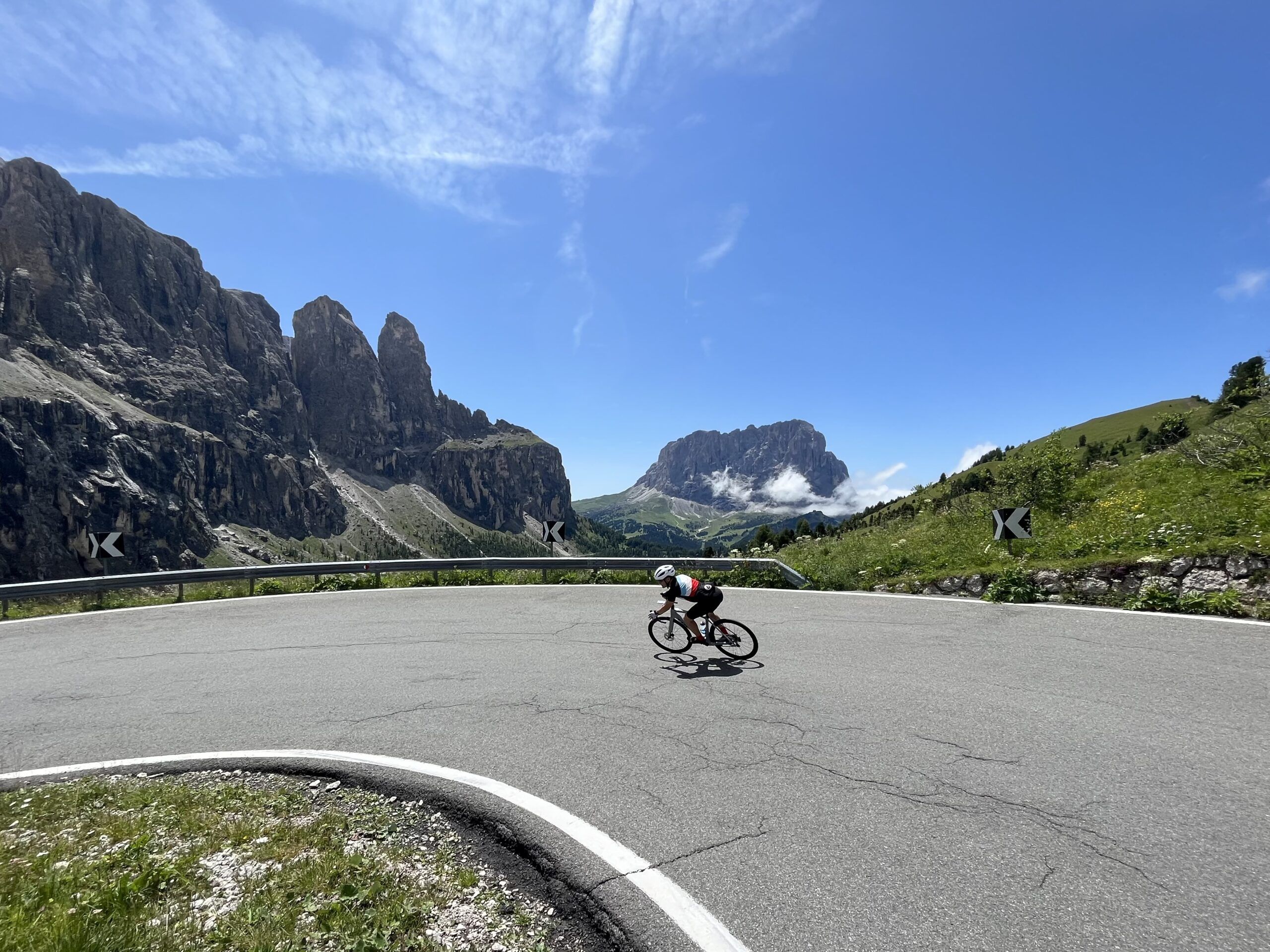 Dolomites bike tours online