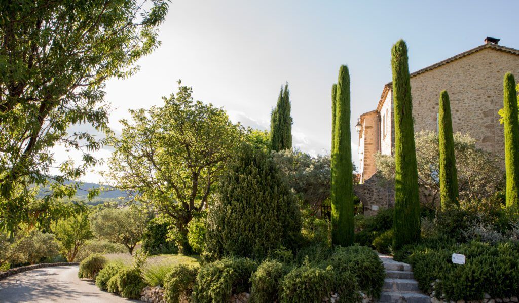 Outside view of Bastide de Moustiers