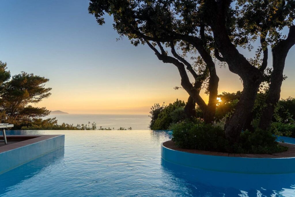 The pool at Torre di Cala Piccola