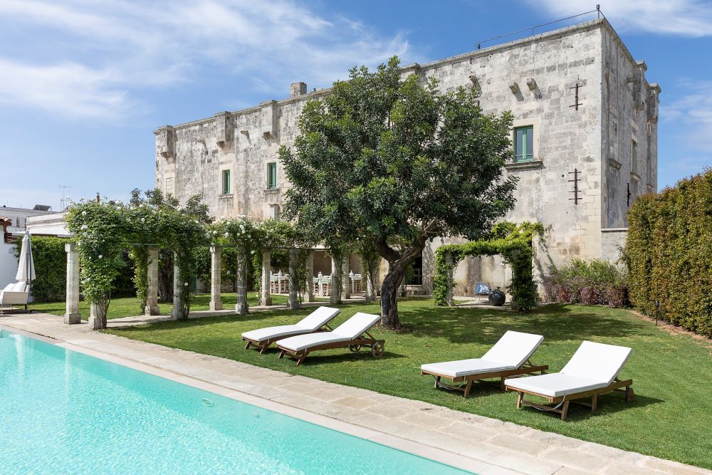 Swimming pool outside of Palazzo Ducal in Southern Italy