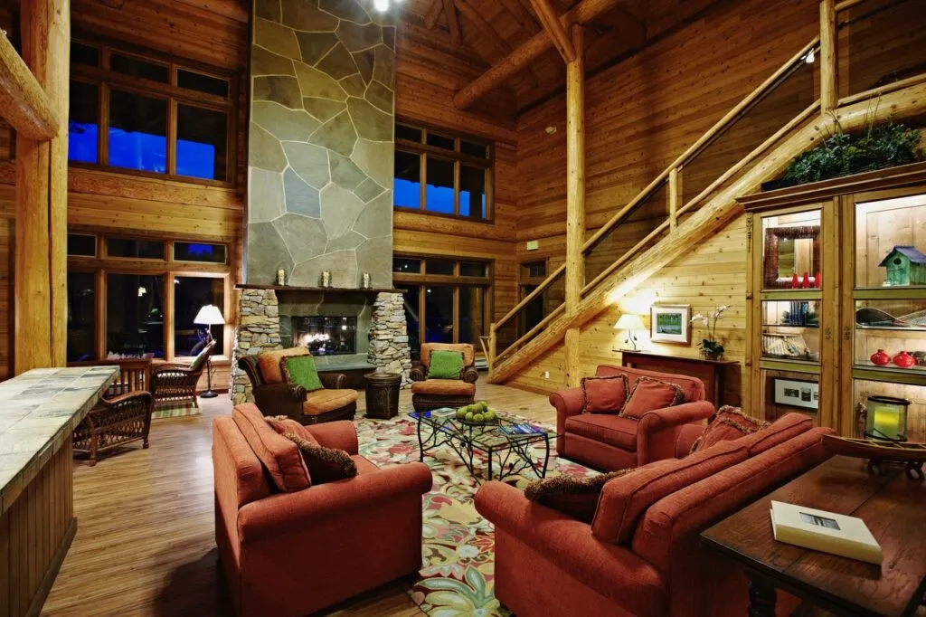 Great room at Lakedale Resort