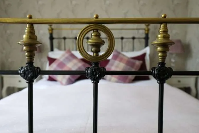 A bed at the Black Swan Hotel in Yorkshire