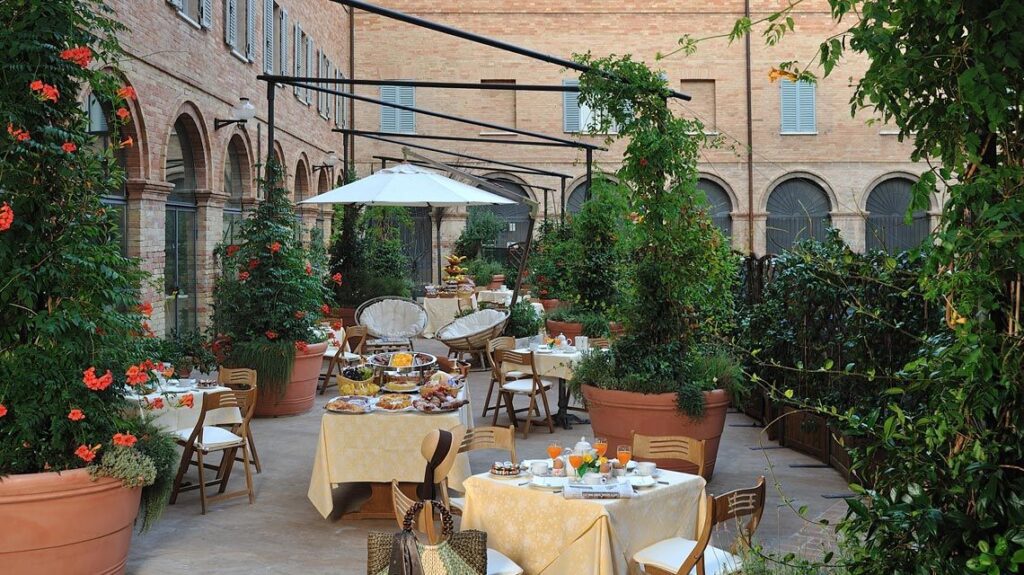 Hotel courtyard dining patio