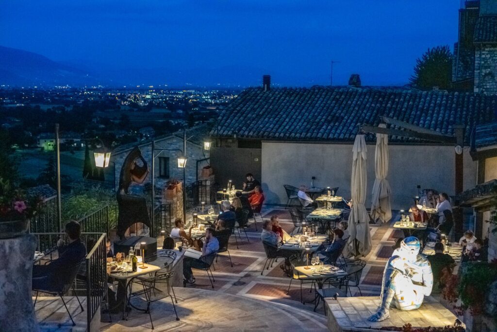 Night scene on the dining terrace