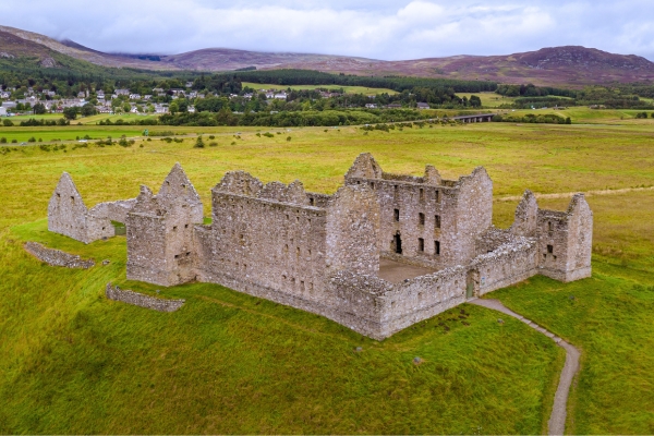 Discover the historic Ruthven Barracks