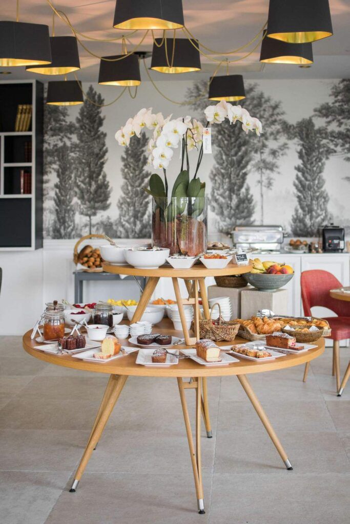 Two-tiered breakfast buffet table