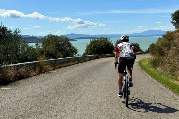 The scenic Trasimeno lake