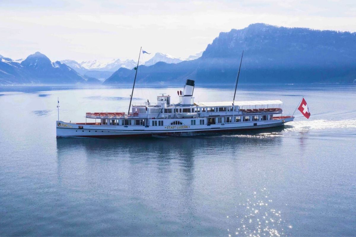 Historic steamboat ride on Lake Lucerne