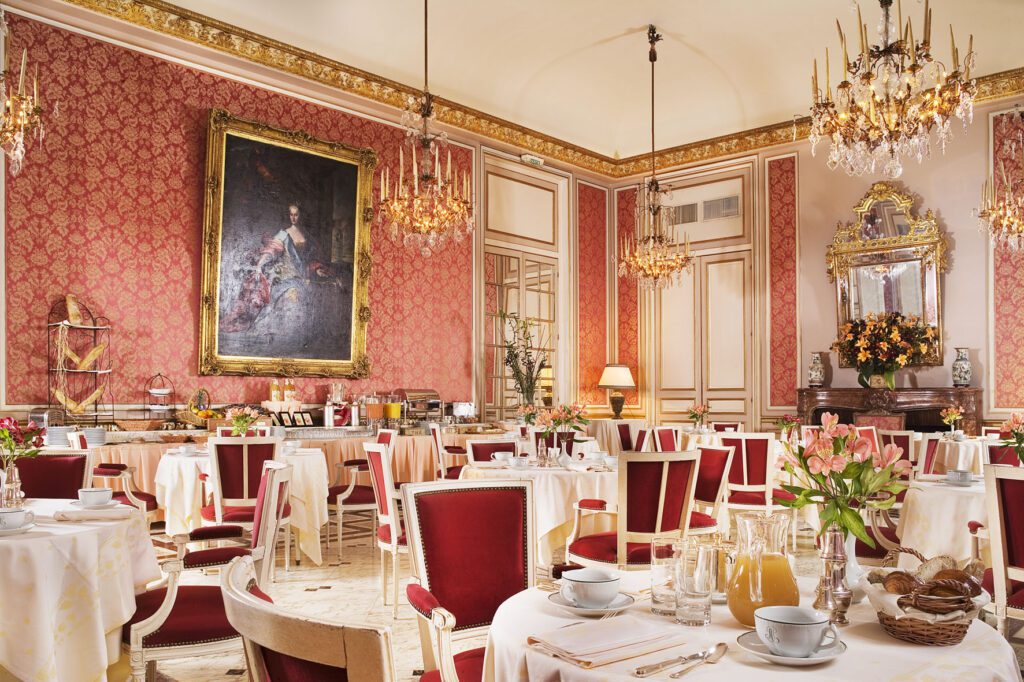 The restaurant at hotel Chateau d'artigny in Loire Valley