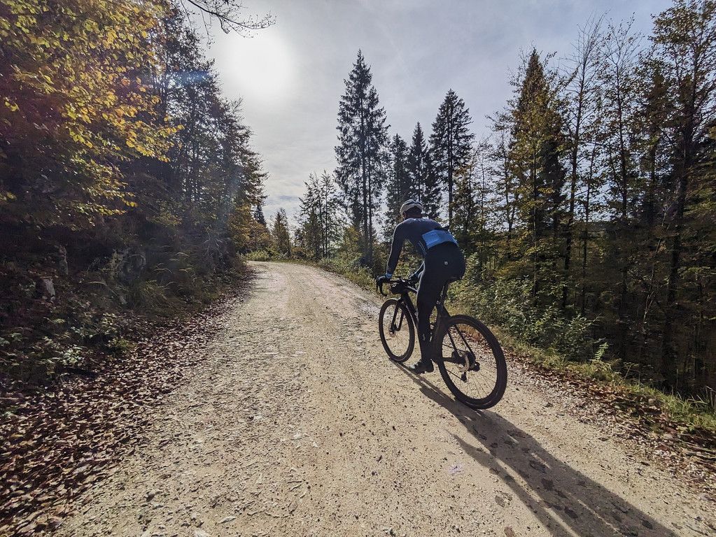 Pedal on a dirt path to Malga Ces