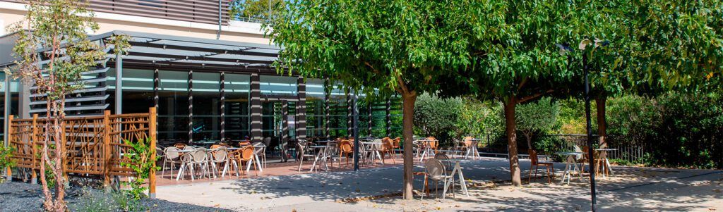 Outdoor patio at Zenitude Relais & Spa