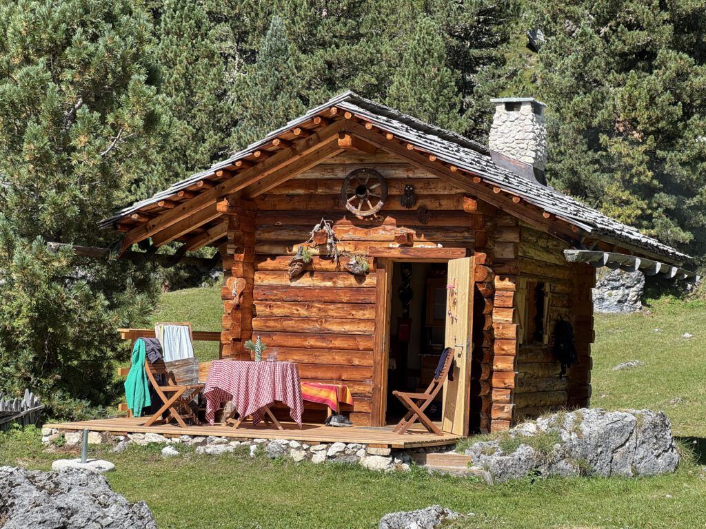 Dolomites Hiking & Walking Tour