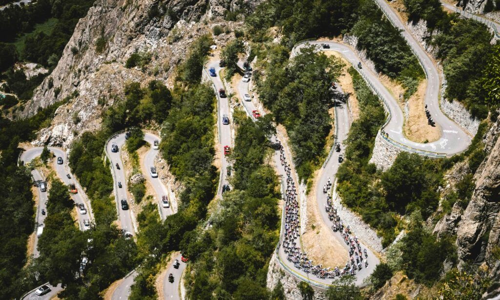 Tour de France VIP Access: Alpe D'Huez to Paris 7-Day