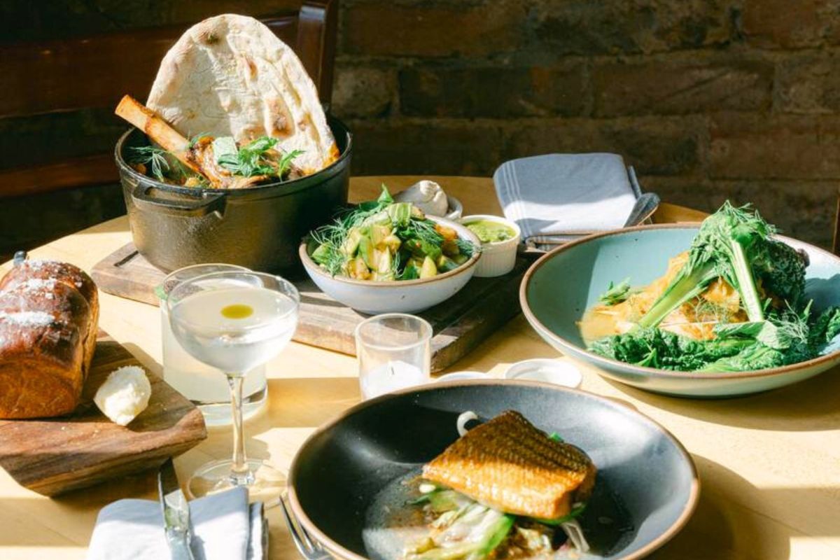 Featured Meal | Dinner at Table