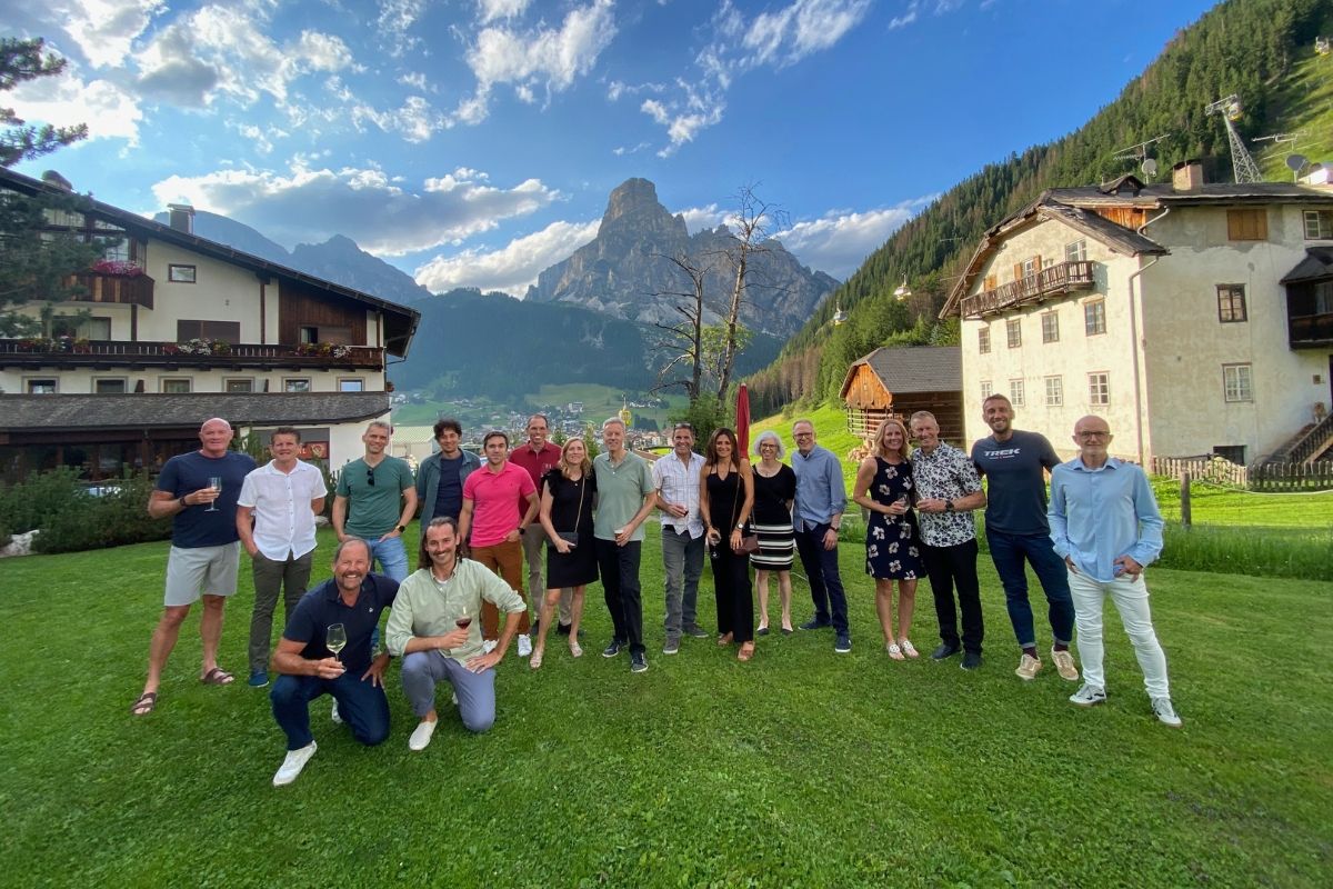 Pre-race energy in Corvara 