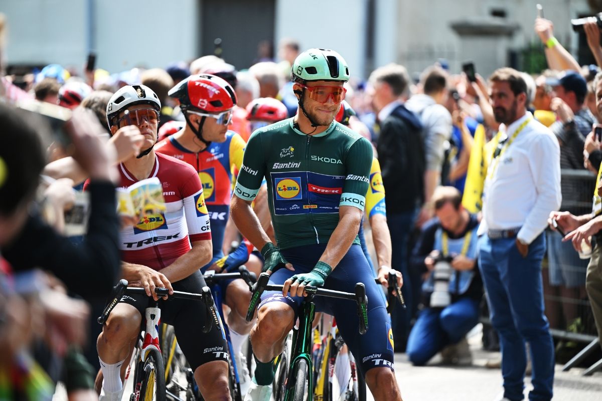 Official VIP Access Passes to Departure of Stage 20