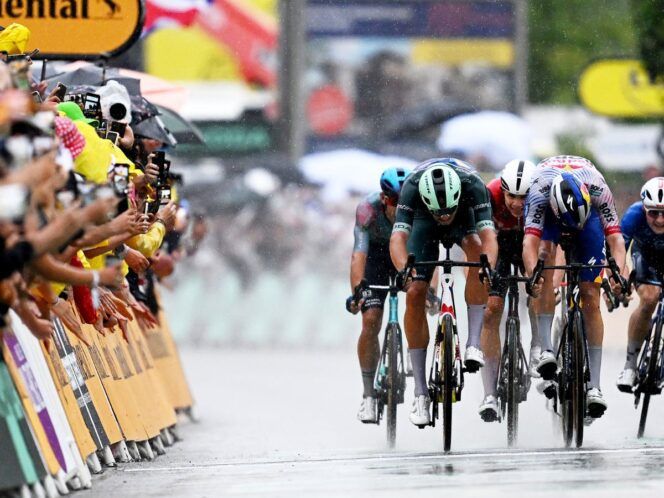 Tour de France VIP Access: Alpe D'Huez to Paris 7-Day