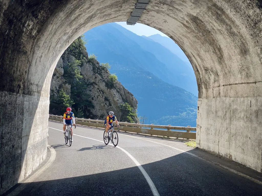 Tour de France VIP Access: Alpe D'Huez to Paris 7-Day