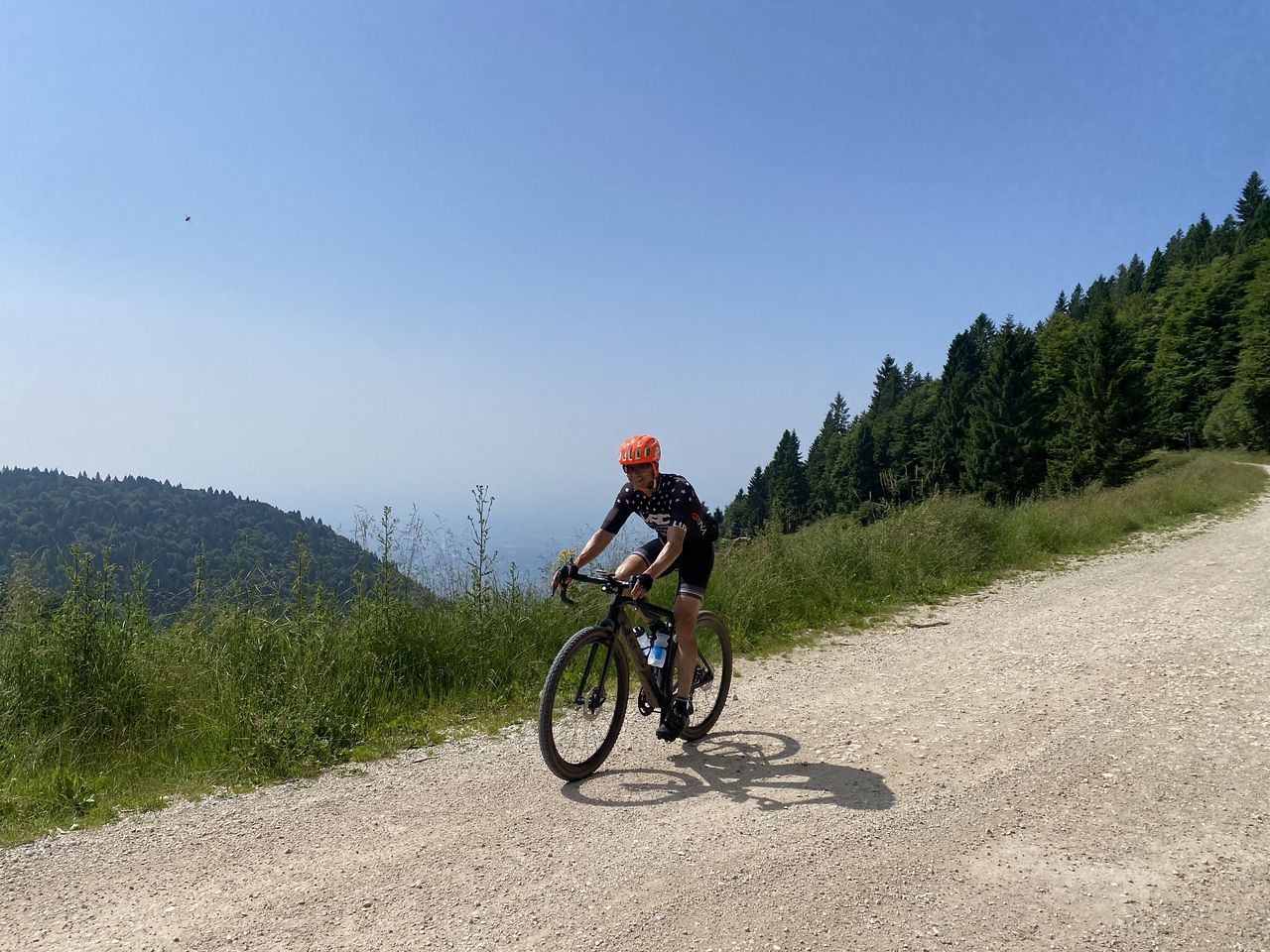 Experience the Alps on a gravel loop