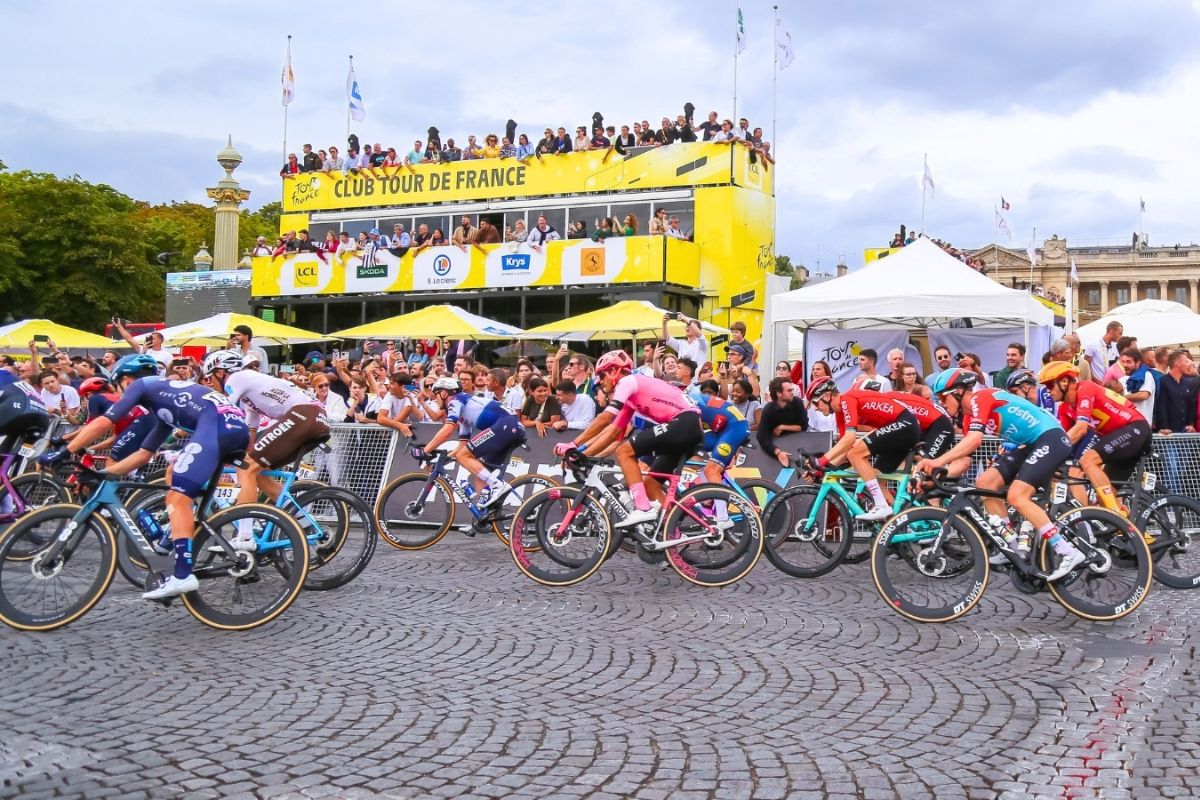 Witness the final laps in Paris from The Terrace VIP area