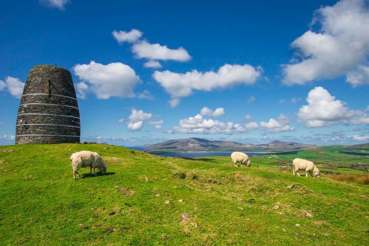Dingle Peninsula and Eask Tower