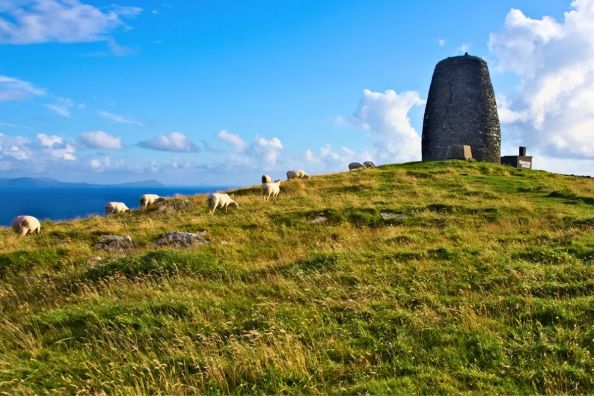Dingle Peninsula and Eask Tower